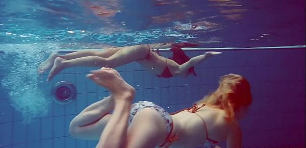  Czech and Balkan babe Marusia and Melisa Darkova underwater